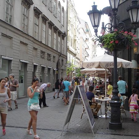 Romantic Centrum Apartman Budapest Exterior photo