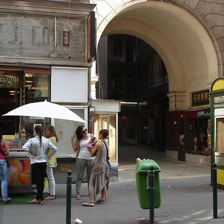 Romantic Centrum Apartman Budapest Exterior photo