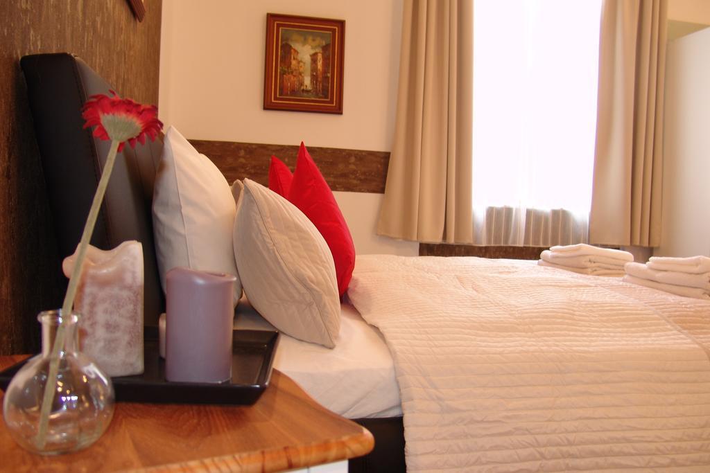 Romantic Centrum Apartman Budapest Exterior photo